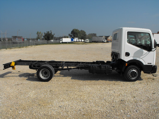 Nissan Cabstar Pritsche/Fahrgestell