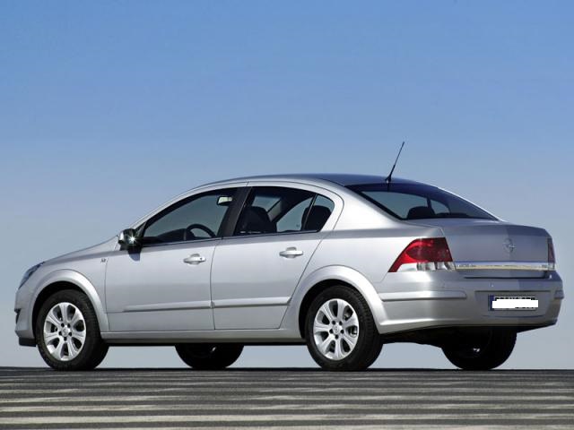 Opel Astra H Stufenheck Opel Astra H Stufenheck