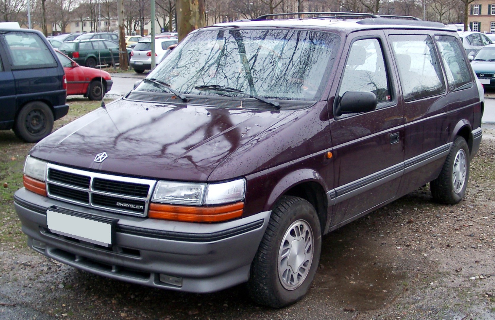 Chrysler Voyager I